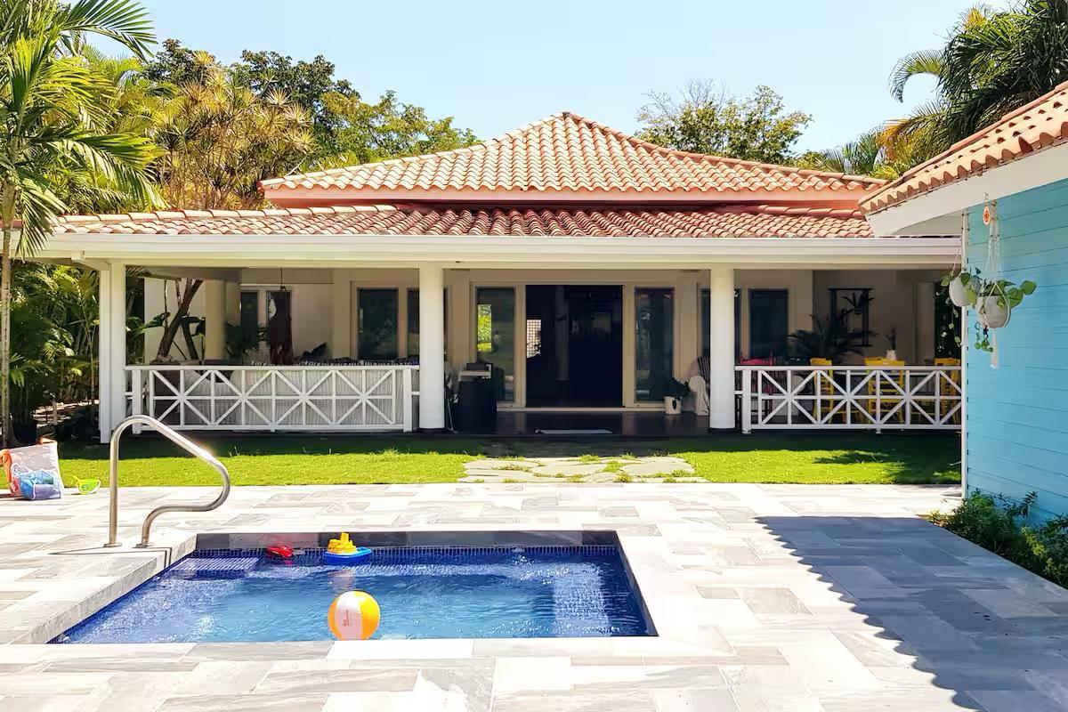 Villa en Metro Country Club